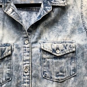 GAP Tops - GAP Light Wash Denim Collared Button Up Shirt GAP Tops - GAP Light Wash Denim Collared Button Up Shirt